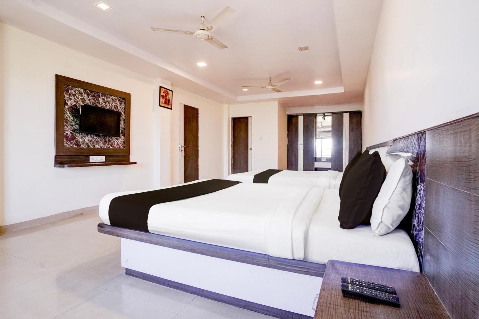 Super Collection O Mahableshwar Uptown Formerly Bright Holiday Mahabaleshwar Exterior photo